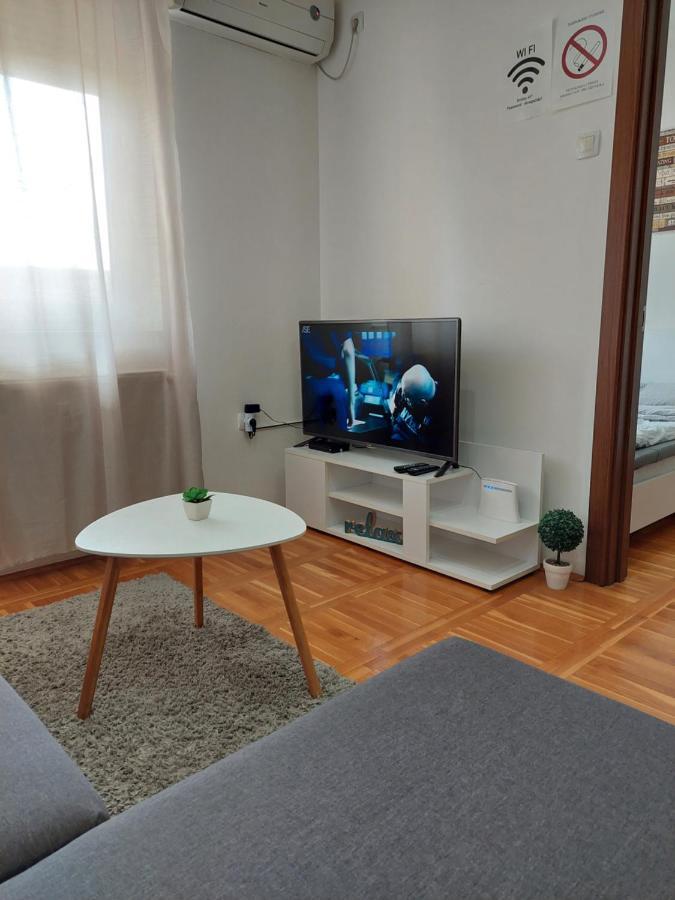 Ferienwohnung Smiley 2 - Subotica Centar Exterior foto